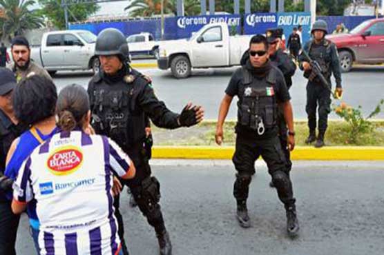 10 gang suspects killed in northern Mexico