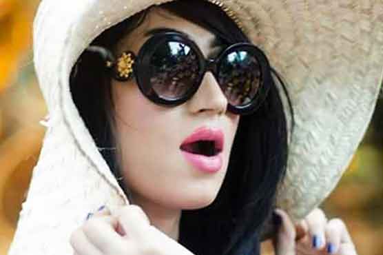 Qandeel Baloch to do 'strip dance' if Pakistan defeats India in WT20 clash