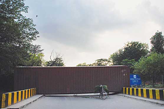 Roads to residence of 300 foreigners to be closed this evening