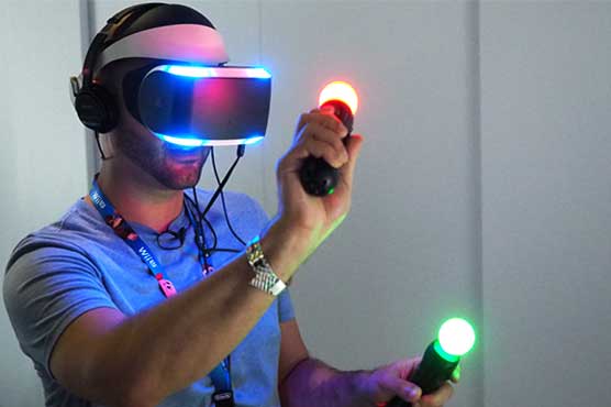 Virtual reality girds for test in marketplace
