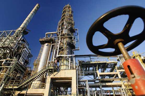 Oil prices hold steady in Asia