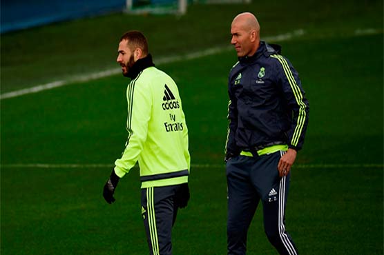 Football: Zidane wants a fit and focused Benzema