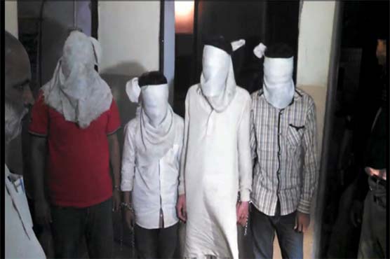 Karachi: Police apprehend four extortionists