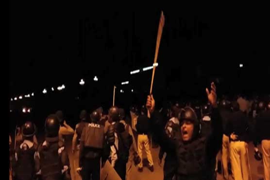 Army called in to control Islamabad tension