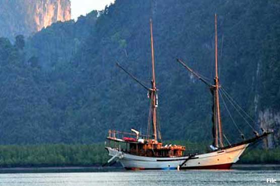 Ten Indonesian sailors kidnapped in Philippines 