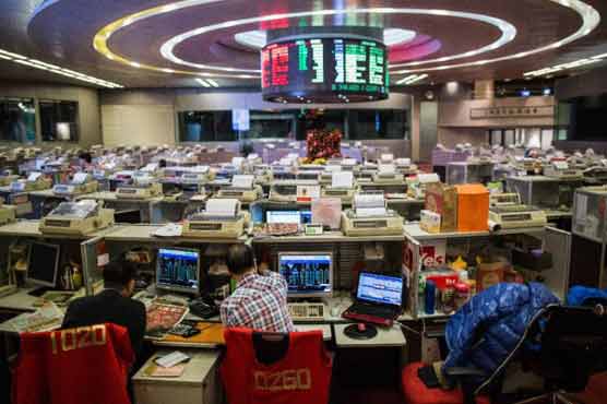 Asia markets slip on growth woes but dollar, oil rally