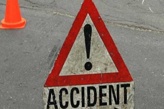 Road mishap leaves one dead, another injured in Lahore