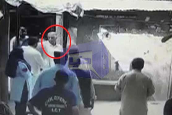 Arrest warrant of Nayyar Bukhari issued for thrashing policeman in Islamabad court