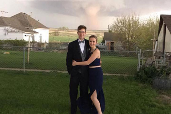 It's a twister! Tornado stars in Colorado couple's prom photo