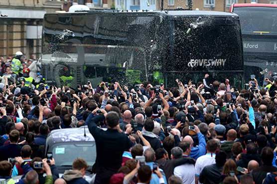 Football: Man Utd bus 'smashed up' before West Ham game
