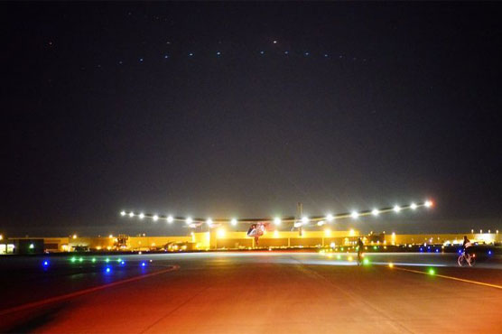 Solar Impulse 2 lands in Oklahoma on record-breaking flight