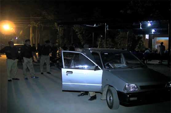 Kasur: Two dacoits killed in encounter with police