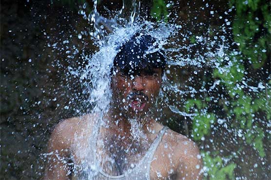 Very hot, dry weather expected in most parts of Pakistan