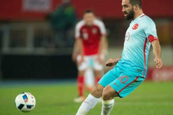 Football: Turan, Calhanoglu spearhead Turkey's Euro challenge
