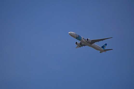 French president confirms EgyptAir flight carrying 66 crashed in Mediterranean