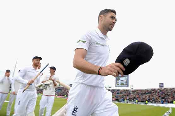 England beat Sri Lanka by an innings in first Test
