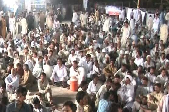 Lahore: Protesting farmers end sit-in after CM Punjab assurance