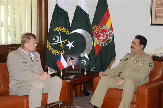 Czech Chief of General Staff appreciates achievements of operation Zarb-e-Azb