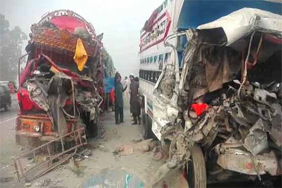 Dense smog turns deadly, eighteen killed in road accidents 