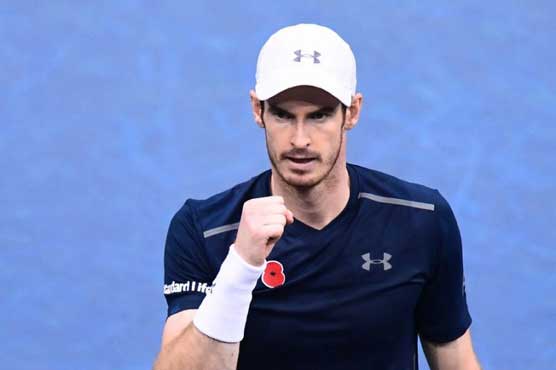 Andy Murray becomes World No 1 after Raonic withdraws