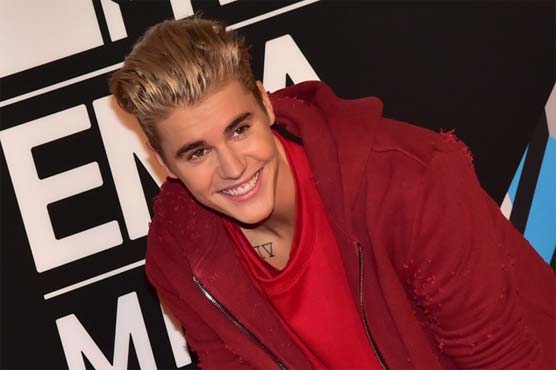 Bieber leads Europe MTV awards, ahead of Gaga