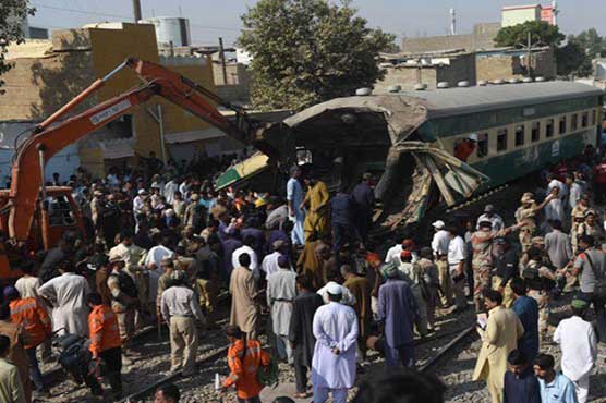 Initial report of Karachi train accident presented to constituted committee