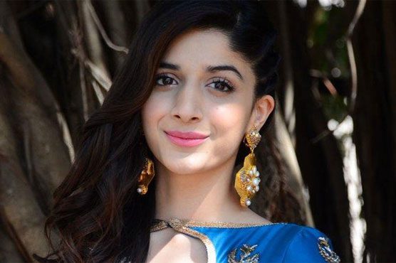 Mawra Hocane signs first Pakistani film