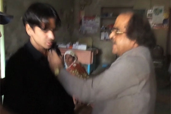 Shikarpur Assistant Commissioner takes law into own hands