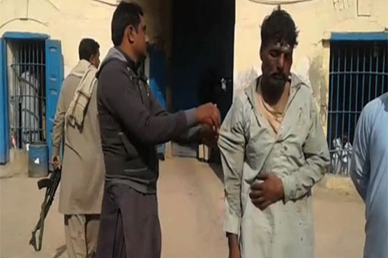 Locals catch two robbers in Faisalabad