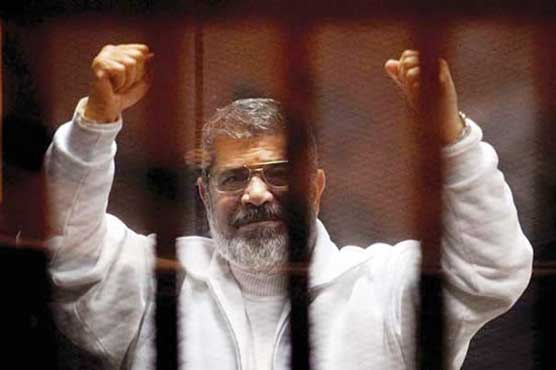 Egypt court overturns Morsi death sentence 