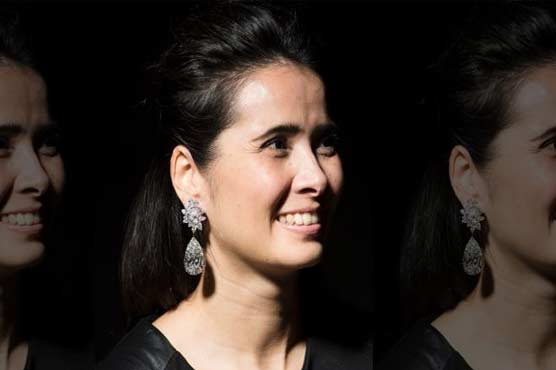 Pear-shaped diamond earrings sell for $17.6M at Christie's