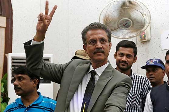 Karachi mayor Waseem Akhtar bailed out in last case
