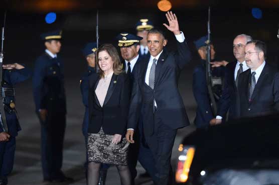 Obama arrives in Peru facing tough questions on Trump