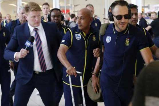 South Africa official clashes with Aussie reporter