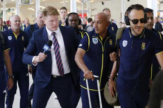 S.Africa slam media 'harassment' after airport scuffle