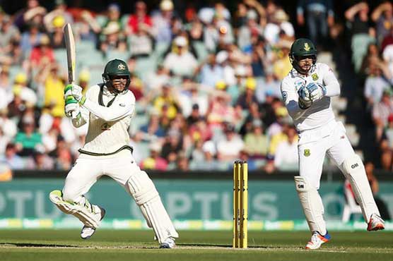 Australia all out 383, lead S.Africa by 124