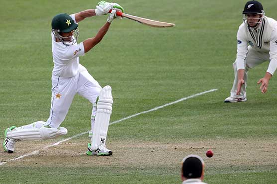 Pakistan collapse to 76-5 at stumps on day two of second Test against NZ