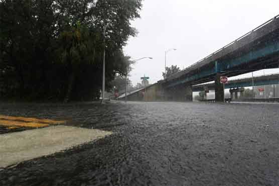 Ghost towns in Florida as Hurricane Matthew vents fury