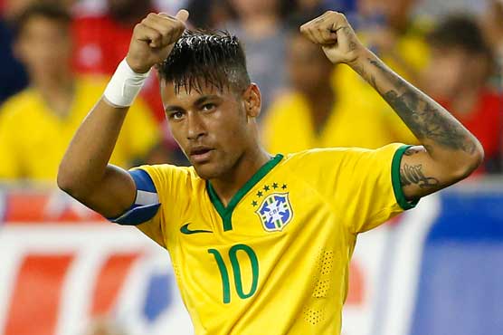 'I won't change, I play my game and my game is like that': Neymar