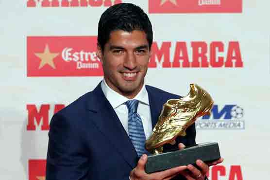 Suarez picks up Golden Shoe after prolific last season