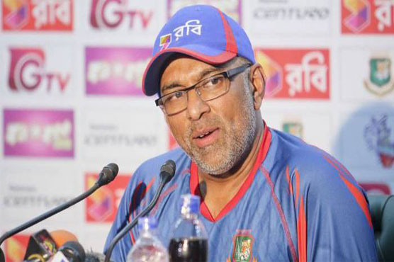 Bangladesh coach refuses to panic in crunch Test
