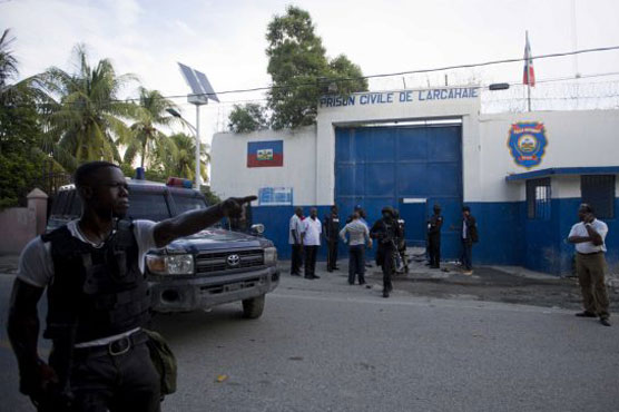 More than 100 inmates escape Haiti prison, one guard dead: official