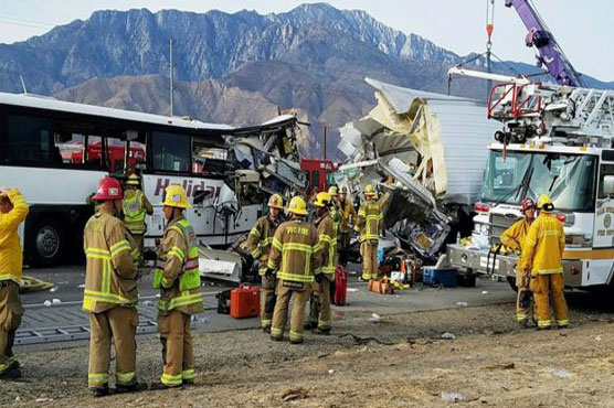 13 dead in California tour bus, truck crash: authorities