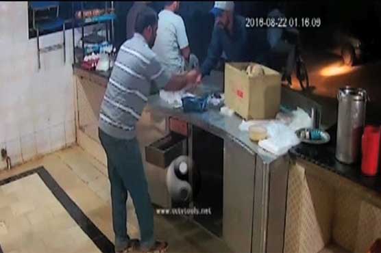 Karachi: Dacoits loot milk shop, kill citizen 