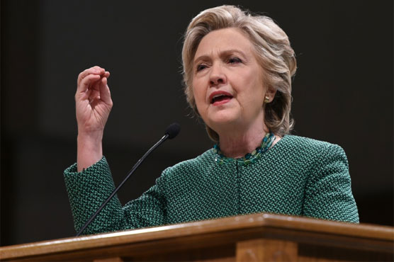 Clinton looks to consolidate lead over Trump