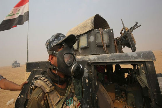 Wave of strikes as IS puts up tough defence of Mosul