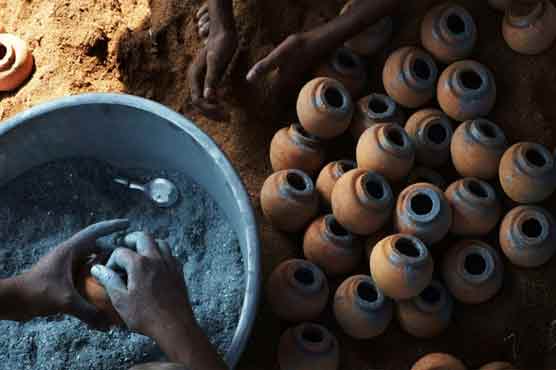 Blast at Indian firecracker workshop kills five