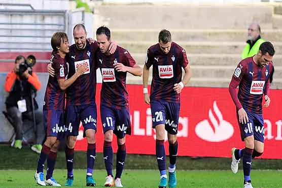 Villarreal suffer first defeat, Bilbao held