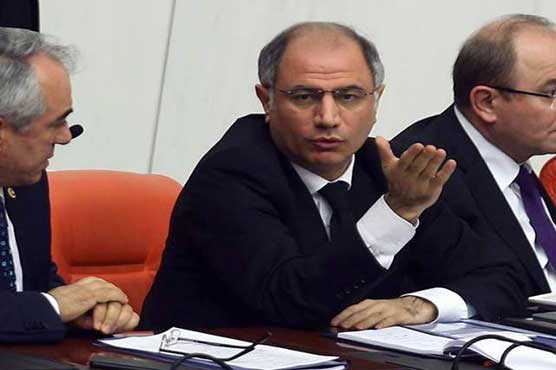 Turkish interior minister resigns in surprise move