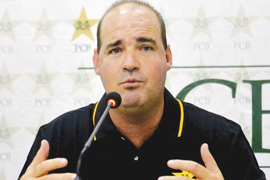 Arthur issues Pakistan one-day warning